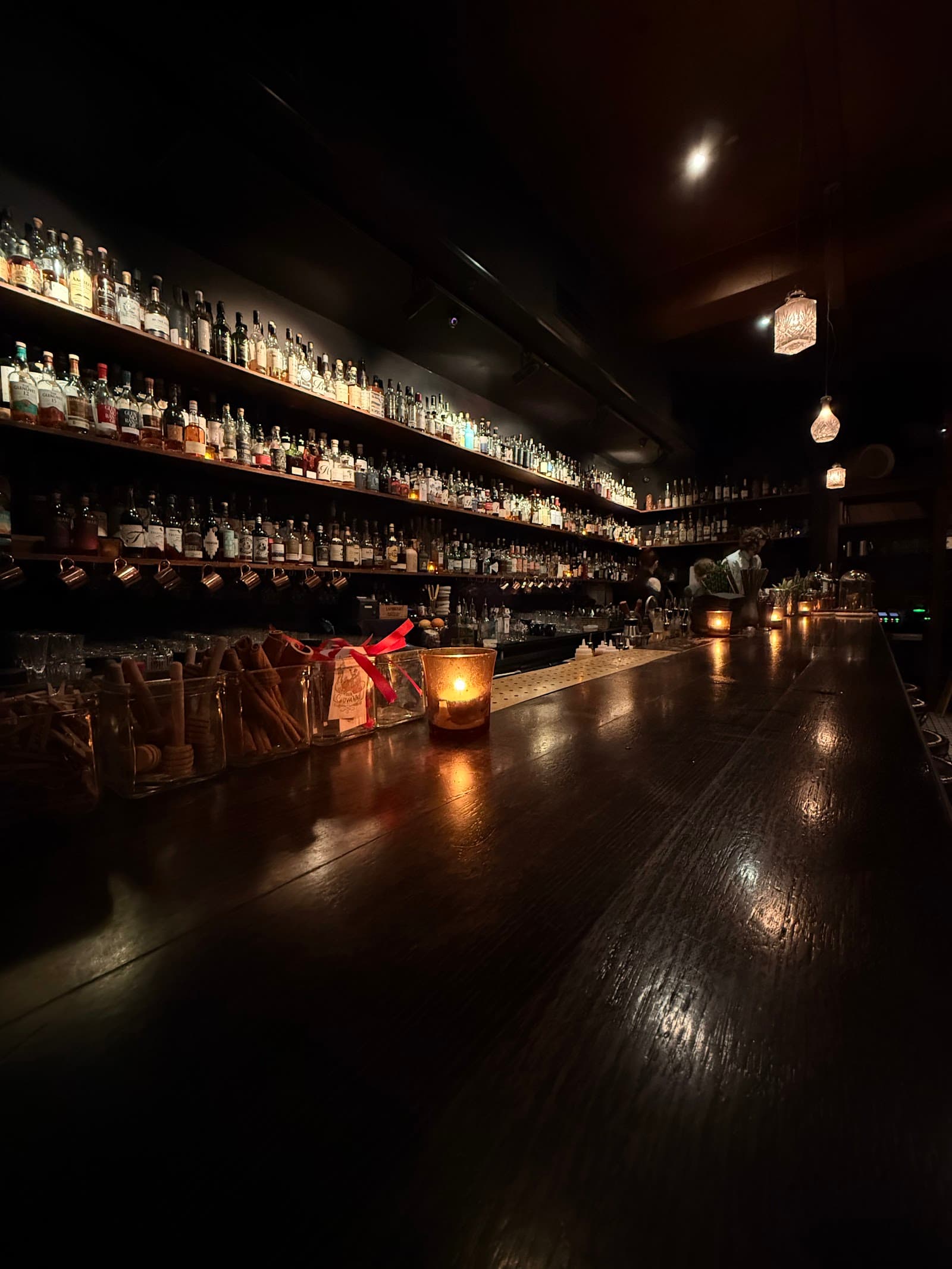 Eau de Vie cocktail bar, Melbourne