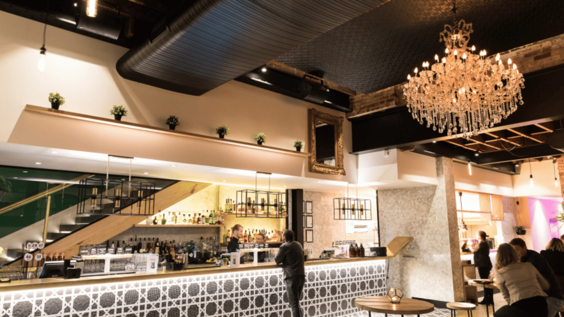 Visit Fargo & Co Bar in Melbourne for Exceptional Experience